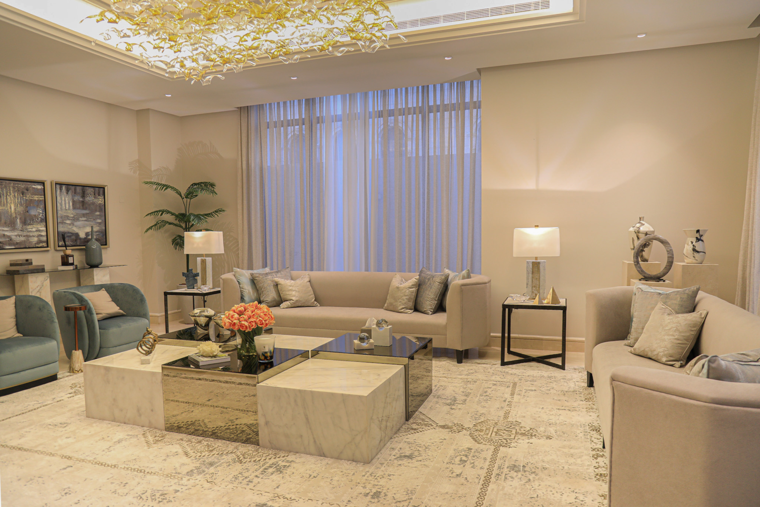 SADL Interior استكشف الخدمة